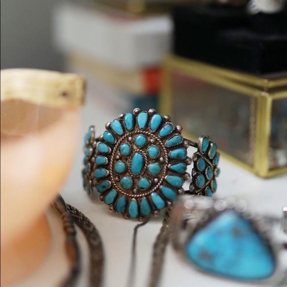 Vintage Zuni Blossom cuff - Picture 2 of 6